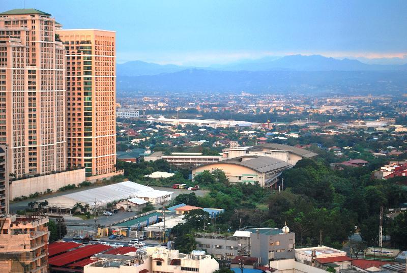فندق Pasig Cityفي  أجنحة ميلينيا أورتيجاس المظهر الخارجي الصورة